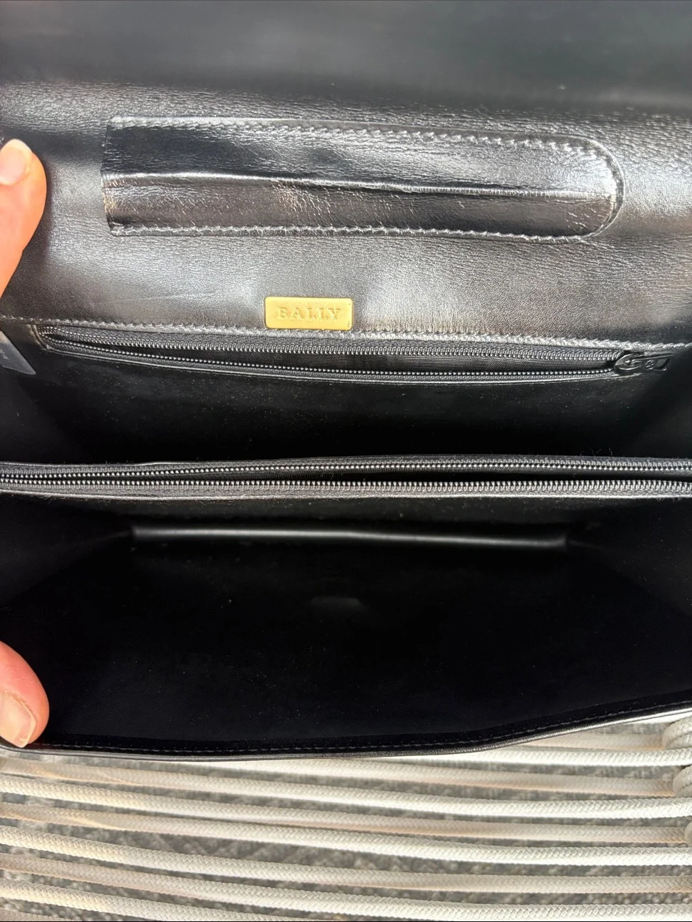 Bally Black Leather Wristlet with Gold-Tone Lock Unisex